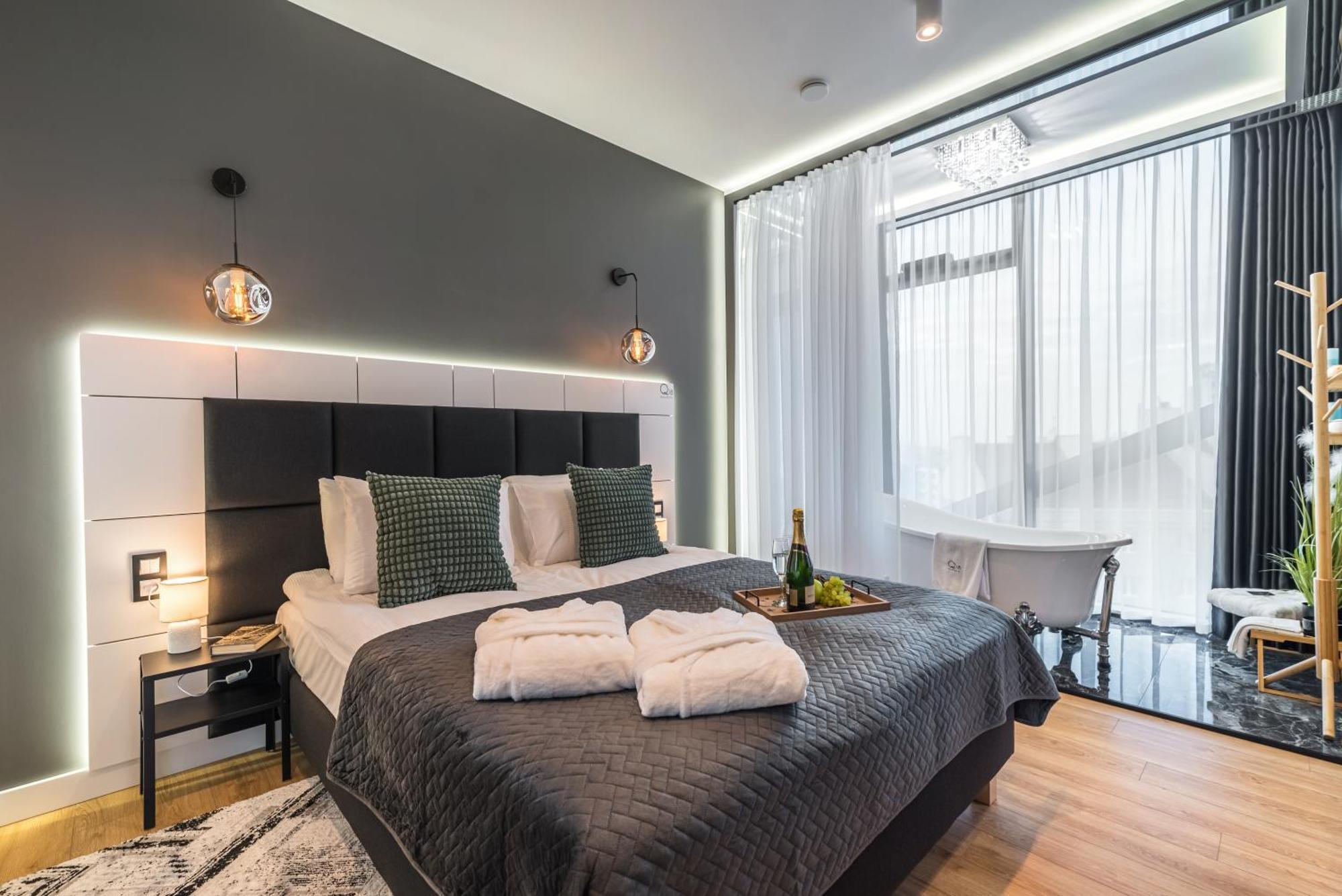 Q18 Aparthotel 比得哥什 外观 照片