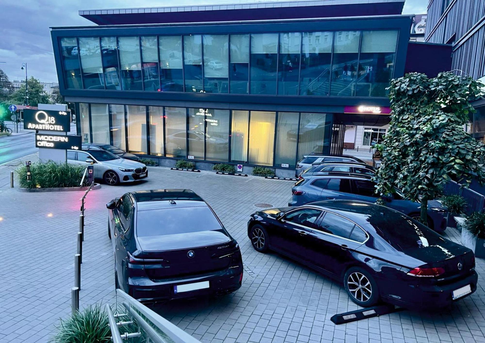 Q18 Aparthotel 比得哥什 外观 照片